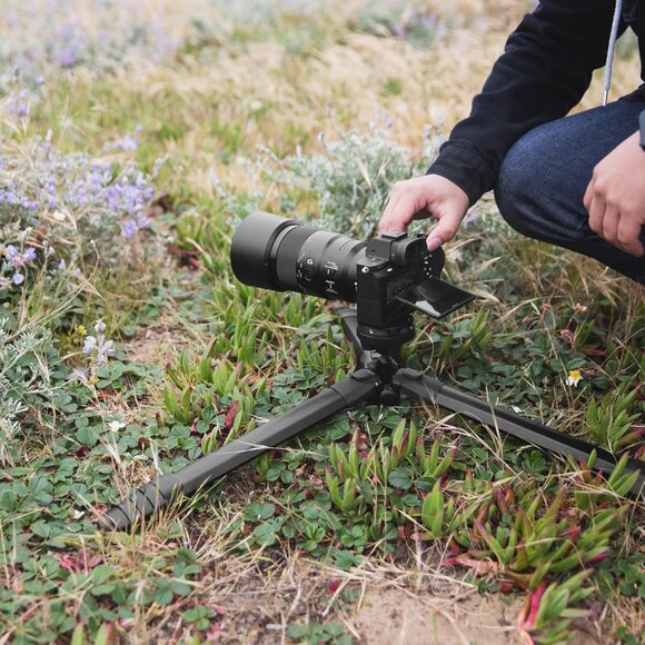 Peak Design Travel Tripod, Aluminum, Compact Design, Quick Setup and Takedown - Picture 2 of 9